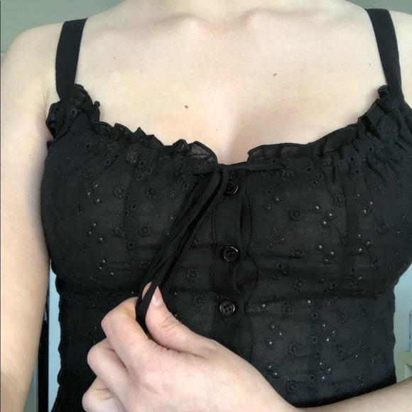 Button up eyelet tank! - Picture 3 of 8